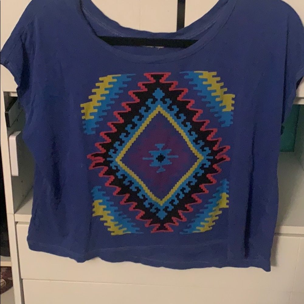 Cropped shirt